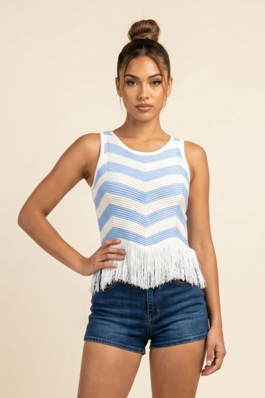 SLEEVELESS WAVY PATTERN FRINGE HEM KNIT TOP