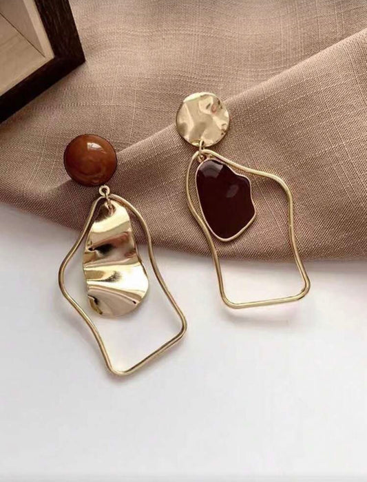 ASYMMETRICAL GEOMETRIC FASHION EARRINGS