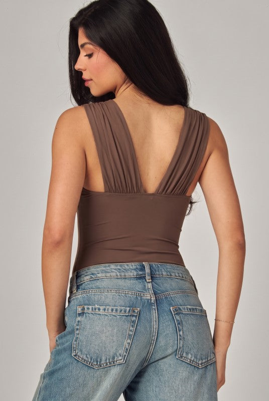 HARDWARE CONTOUR BODYSUIT WITH METAL DETAIL