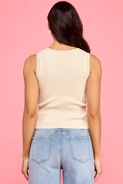 ROUND NECK RUCHED BUST SLVLESS KNIT TOP