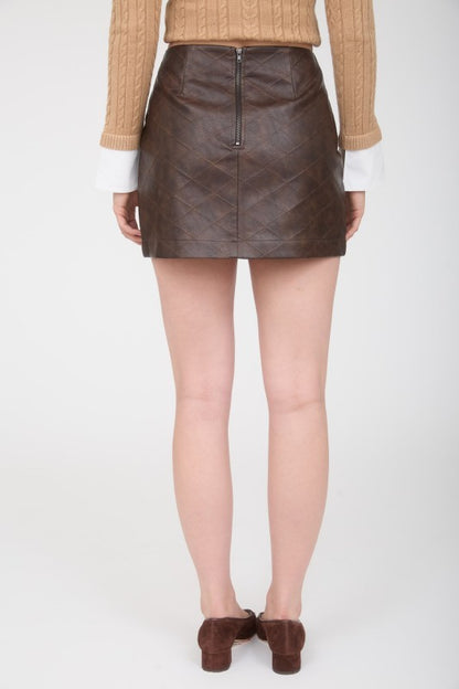 DIAMOND PATTERN FAUX LEATHER MINI SKIRT