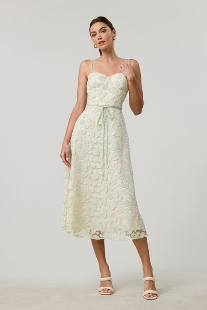 FLORAL EMBROIDERED MIDI DRESS