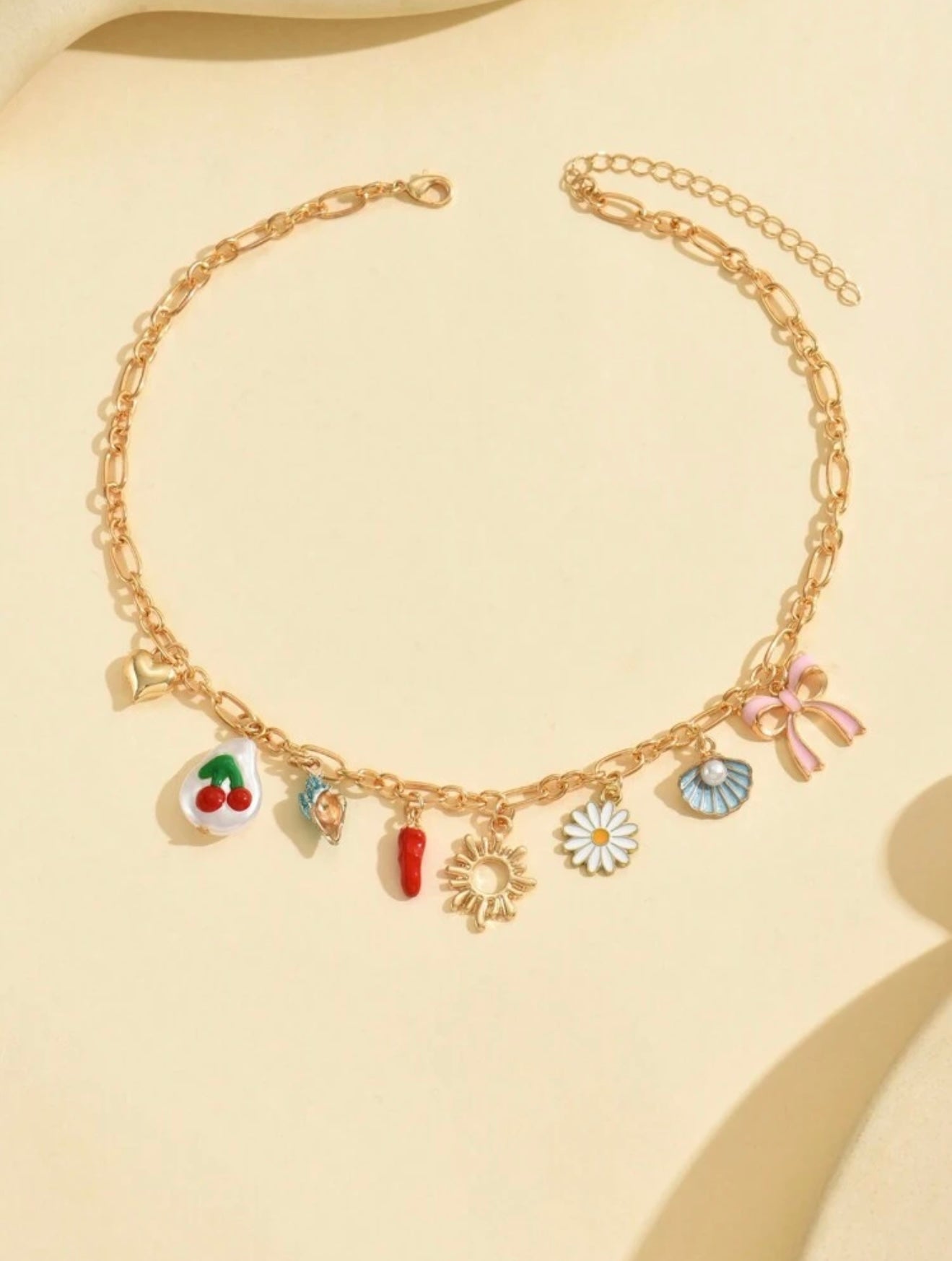 PENDANT NECKLACE