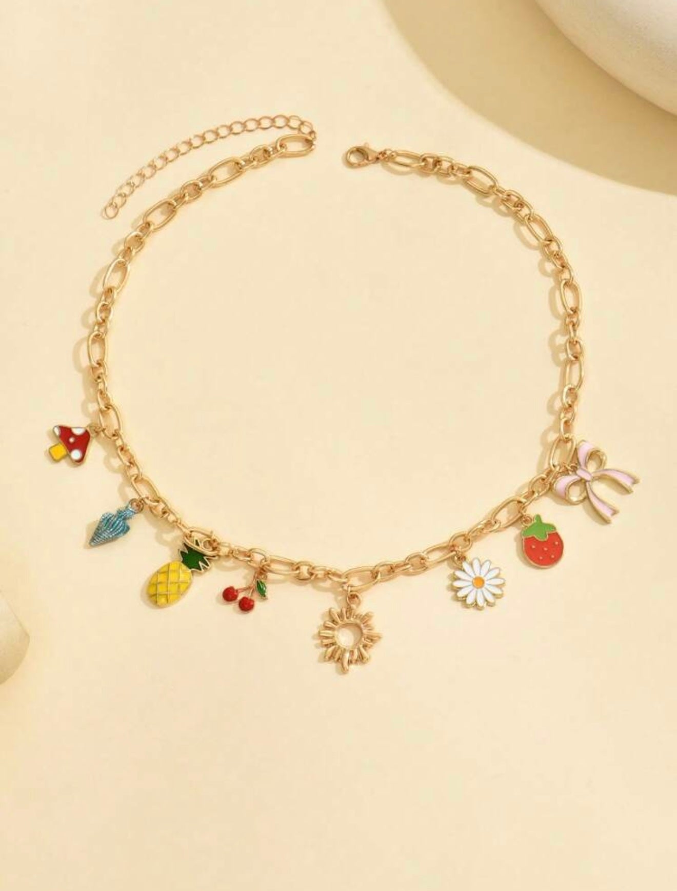 PENDANT NECKLACE
