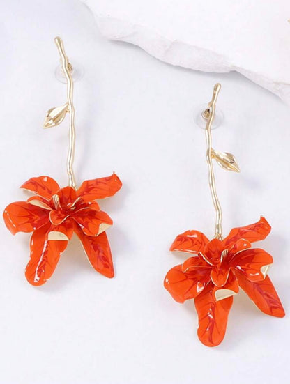 STEM DROP METAL FLOWER EARRINGS