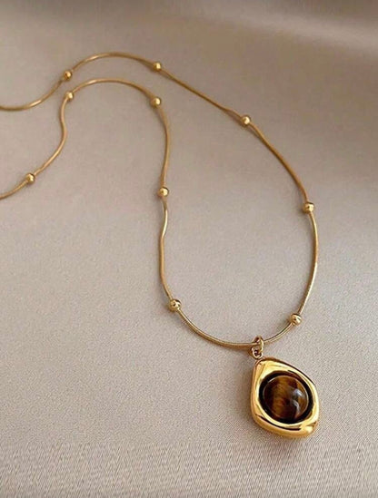 TWO LAYER BEADED NECKLACE AND PENDANT GOLD NECKLACE