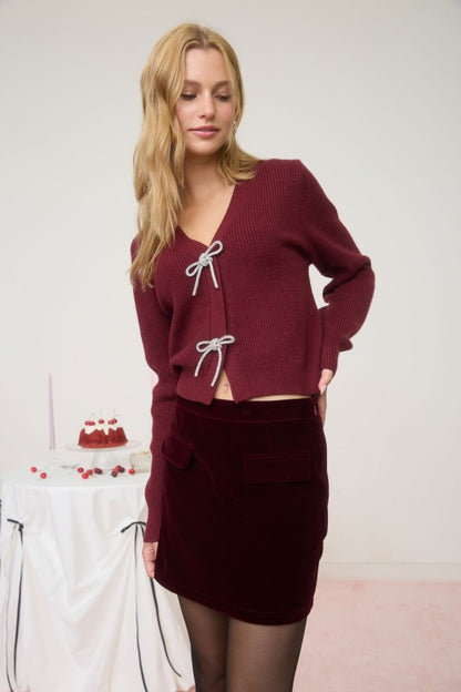 (FRONT JEWELED BOW DETAIL KNIT CARDIGAN