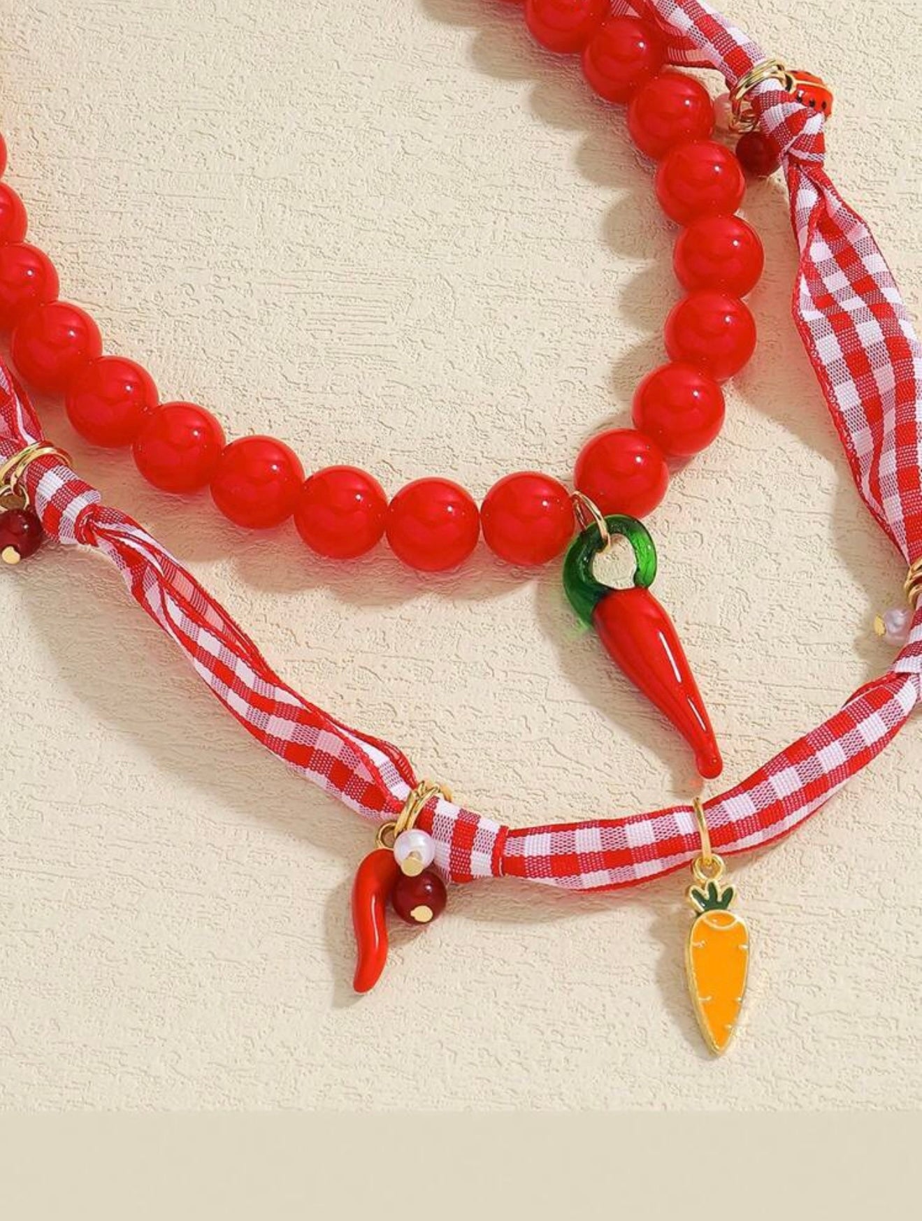CHILI STRAWBERRY BEADED NECKLACE SET
