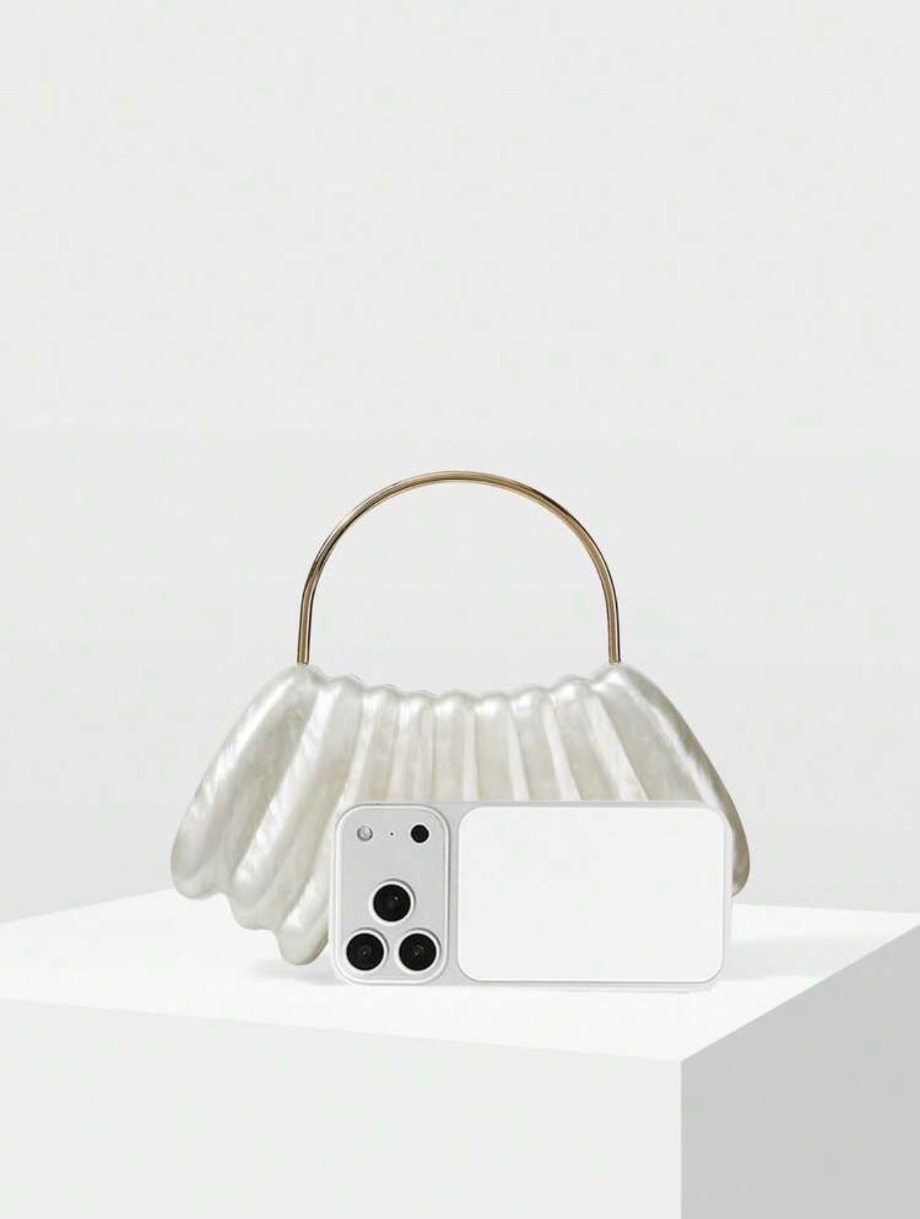 ACRYLIC SHELL SHAPED EVENING CLUTCH BAG