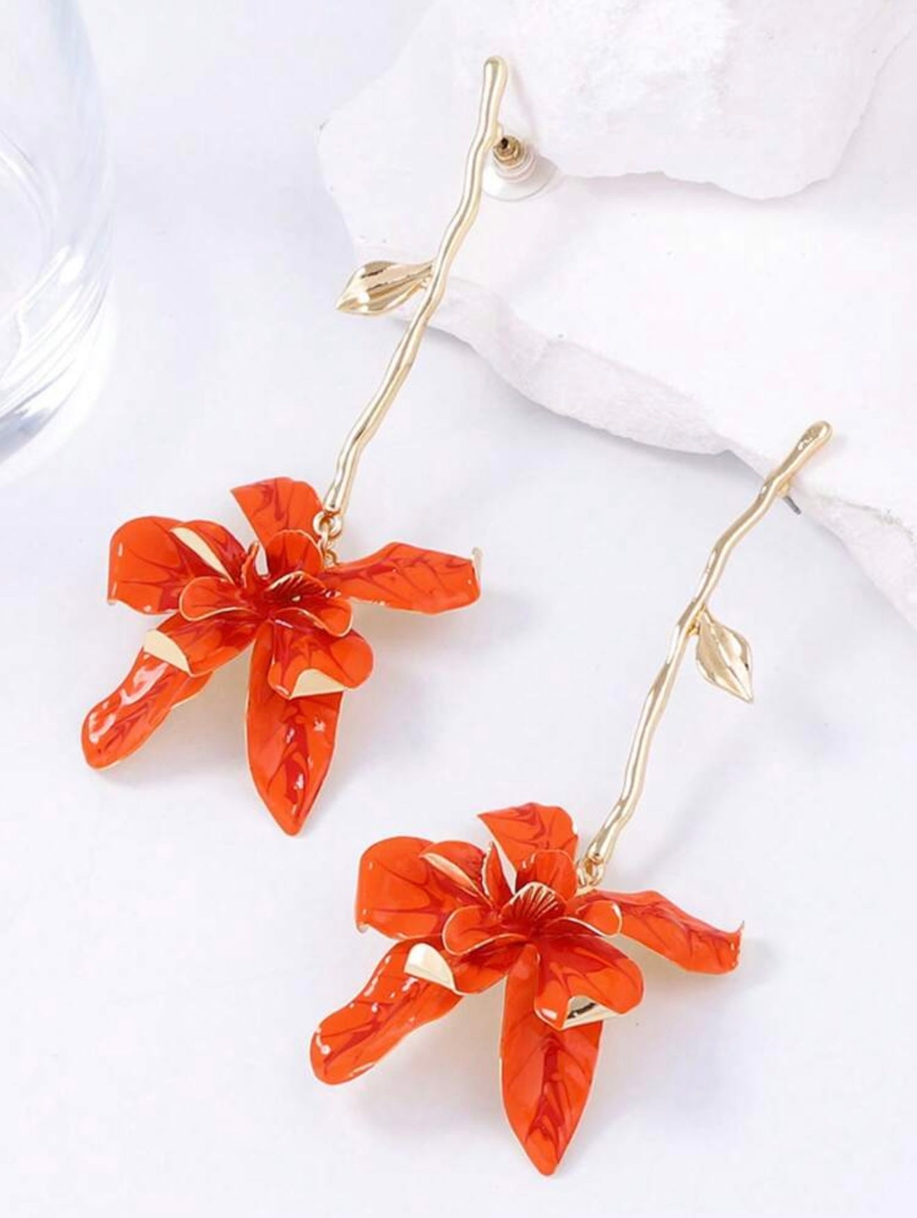 STEM DROP METAL FLOWER EARRINGS