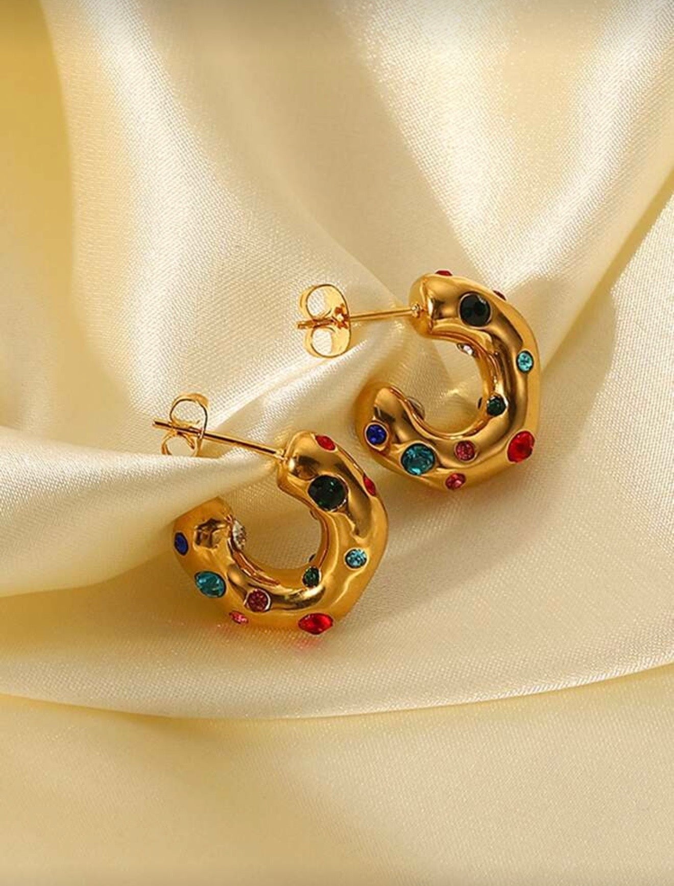 CUFF HOOP EARRINGS
