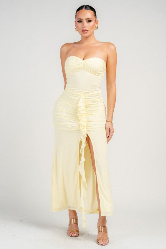 STRAPLESS RUCHED MIDI PARTY DRESS