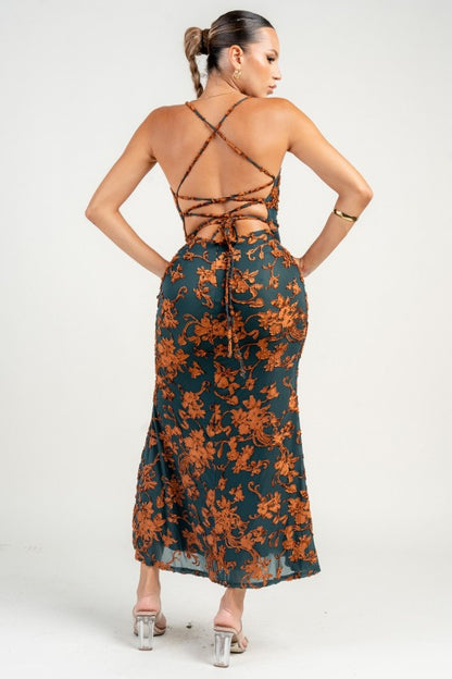 FLORAL EMBROIDERED MAXI DRESS