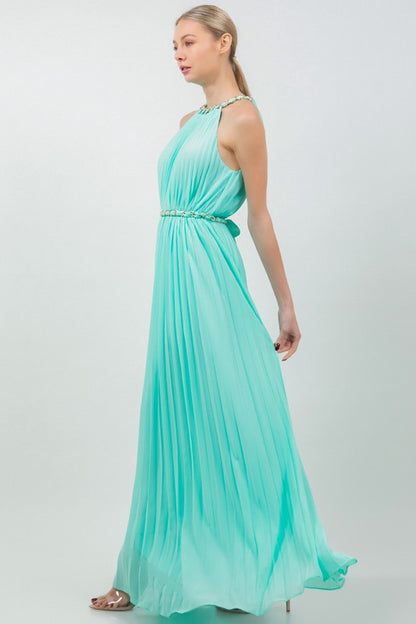 SOLID SLEEVELESS CHAIN HALTER NECK W CHAIN BELT PLEATED MAXI DRESS