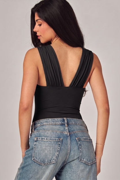 HARDWARE CONTOUR BODYSUIT WITH METAL DETAIL