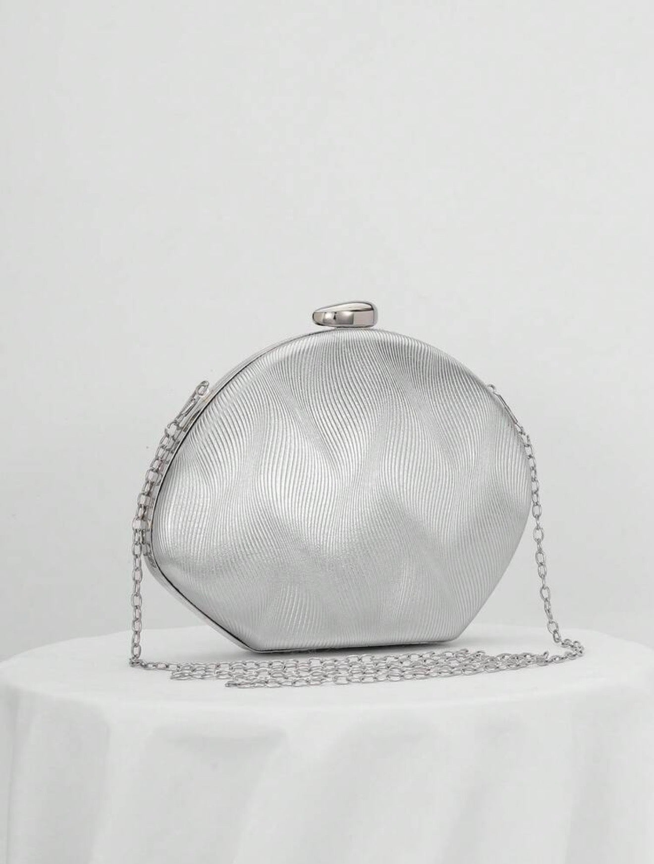 RIPPLE DESING BOX SHAPED EVENING CLUTCH BAG