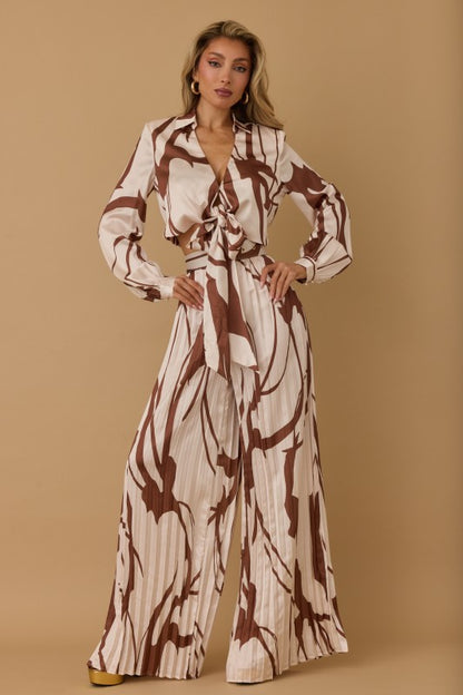 PLEATED PRINTED LONG SLEEVES TOP PANTS SET