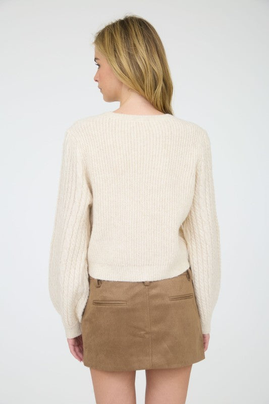 CABLE KNIT FRONT VELVET BOW DETAIL KNIT SWEATER