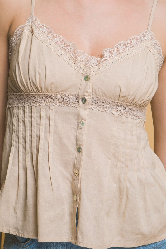 LACE TRIM LINEN TOP