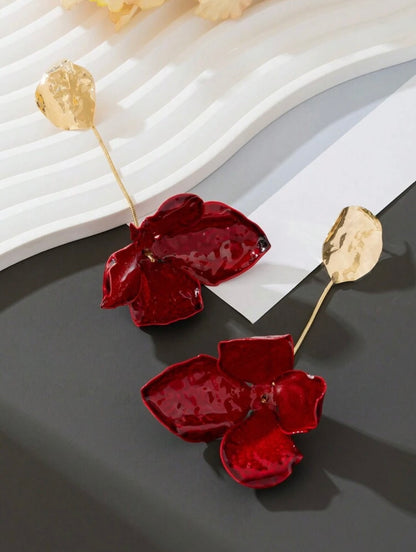 VINTAGE TEXTURED FLORAL DROP EARRINGS
