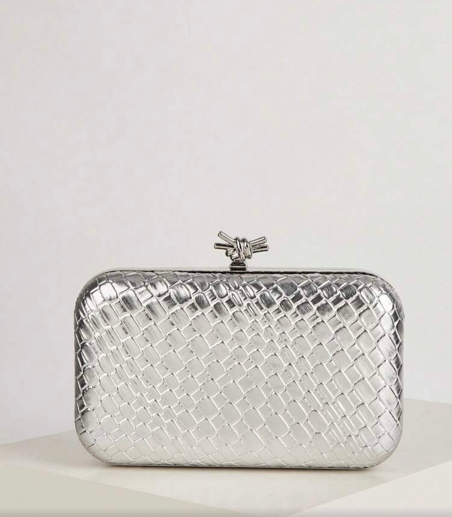 TEXTURED LEATHER EVENING CLUTH BAG