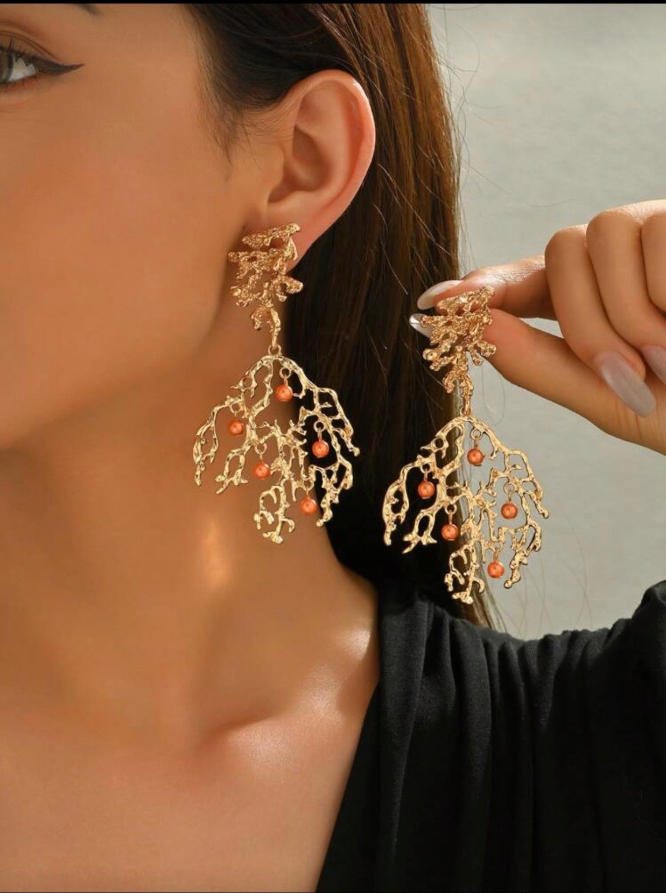 FAUX PEARL EMBEDDED CORAL EARRINGS