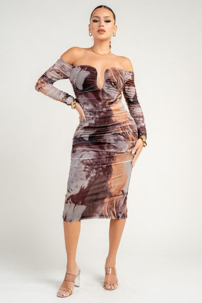 OFF SHOULDER LONG SLEEVE BODYCON MIDI DRESS