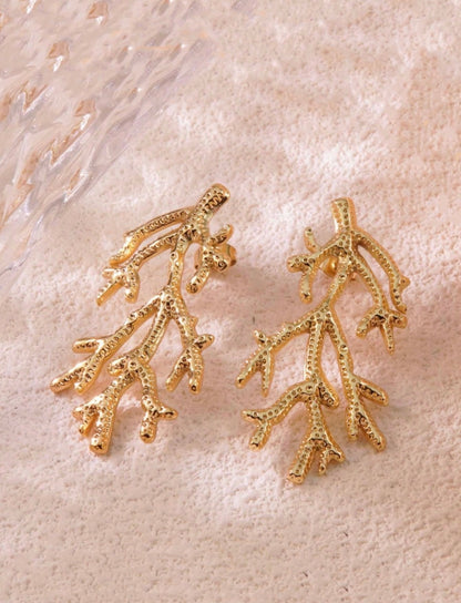 CORAL SHAPED GOLD EARRINGS