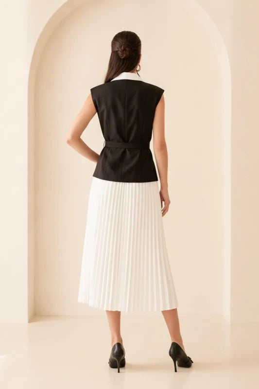 MIDI PLEATED DRESS WITH WAIST BELT