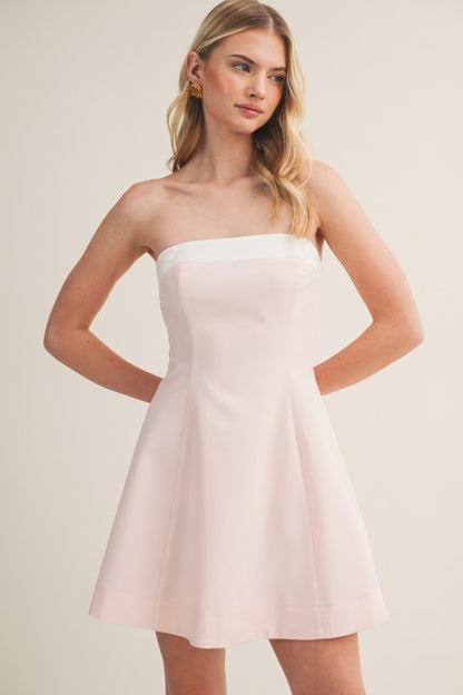 CONTRAST NECKBAND FIT&FLARE MINI DRESS