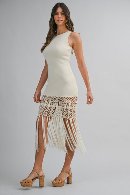 CROCHET FRINGE HEM KNIT MIDI DRESS