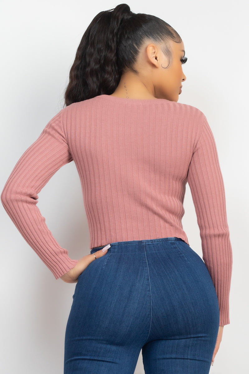 LONG SLEEVE BUTTON TOP