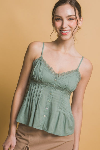 LACE TRIM LINEN TOP