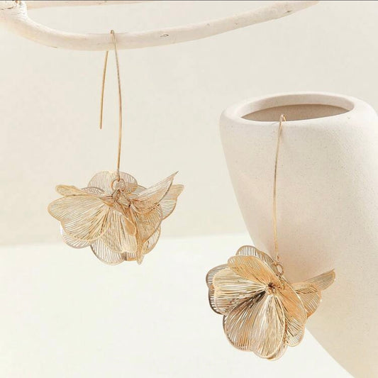1 PAIR FLOWER FRENCH HOOK EARRINGS