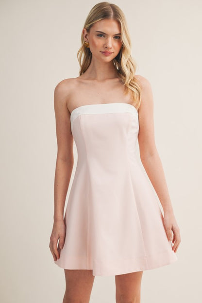 CONTRAST NECKBAND FIT&FLARE MINI DRESS