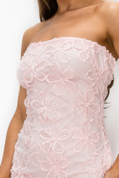 3D FLORAL LACE TUBE MESH DROPPED MAXI DRESS