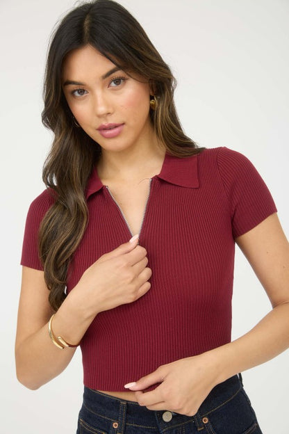 COLLARED HALF ZIPPED KNIT CROP TOP