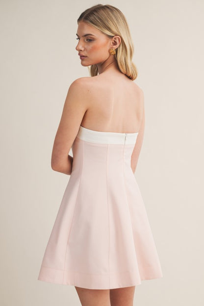 CONTRAST NECKBAND FIT&FLARE MINI DRESS