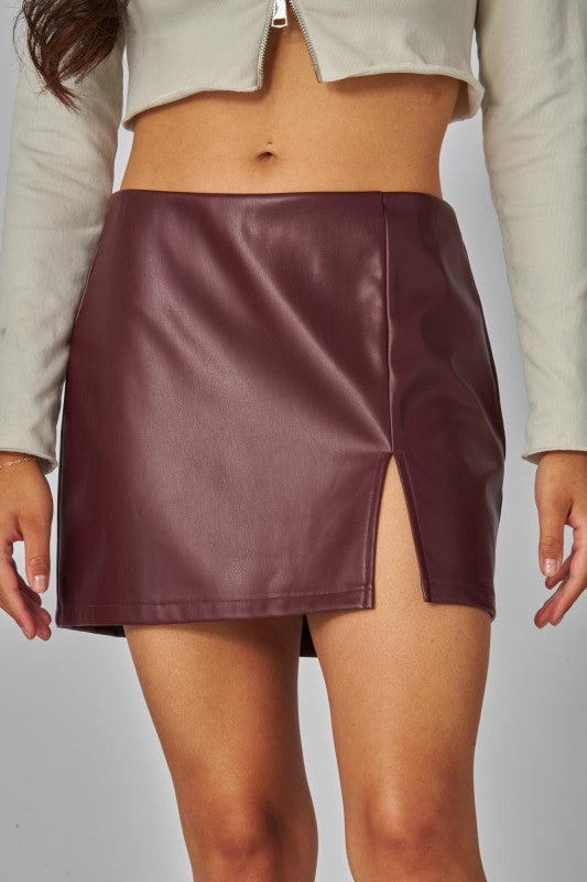 FAUX LEATHER MINI SKORT