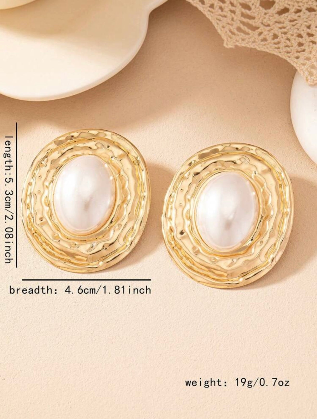GEOMETRIC OVAL PEARL GOLD EARRINGS