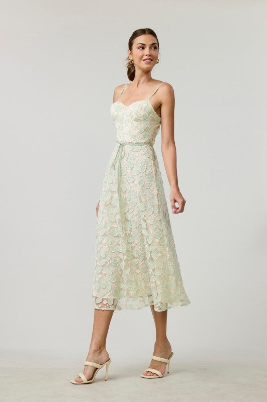 FLORAL EMBROIDERED MIDI DRESS