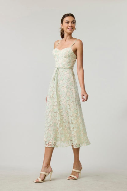 FLORAL EMBROIDERED MIDI DRESS