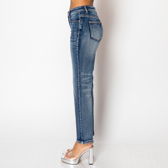 STRAIGHT JEANS