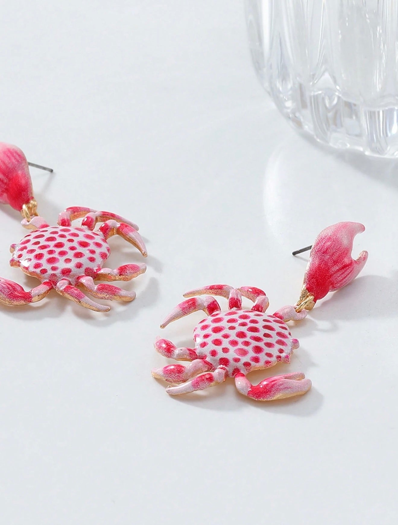 SUMMER CRAB EARRINGS