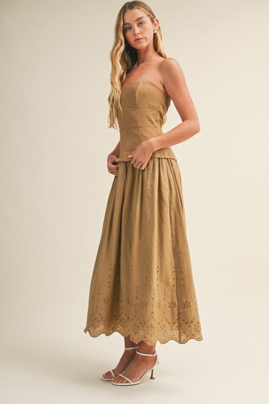STRAPLESS EYELET SCALLOP HEM TWOFER MIDI DRESS