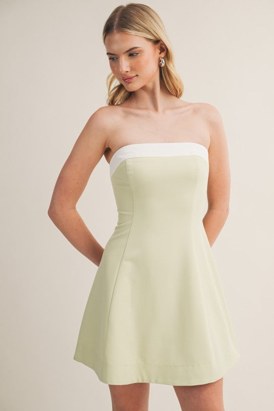 CONTRAST NECKBAND FIT&FLARE MINI DRESS