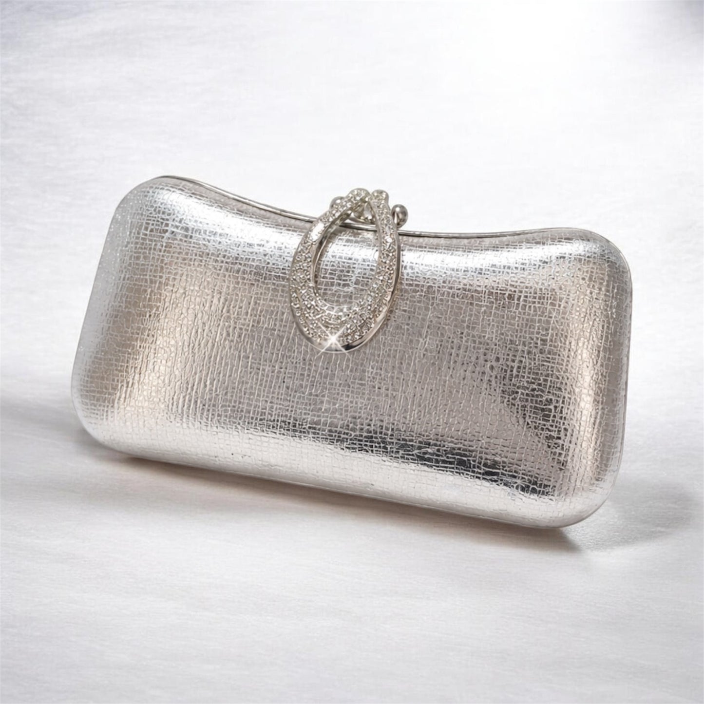 METALLIC GLOSSY LEATHER CLUTCH BAG