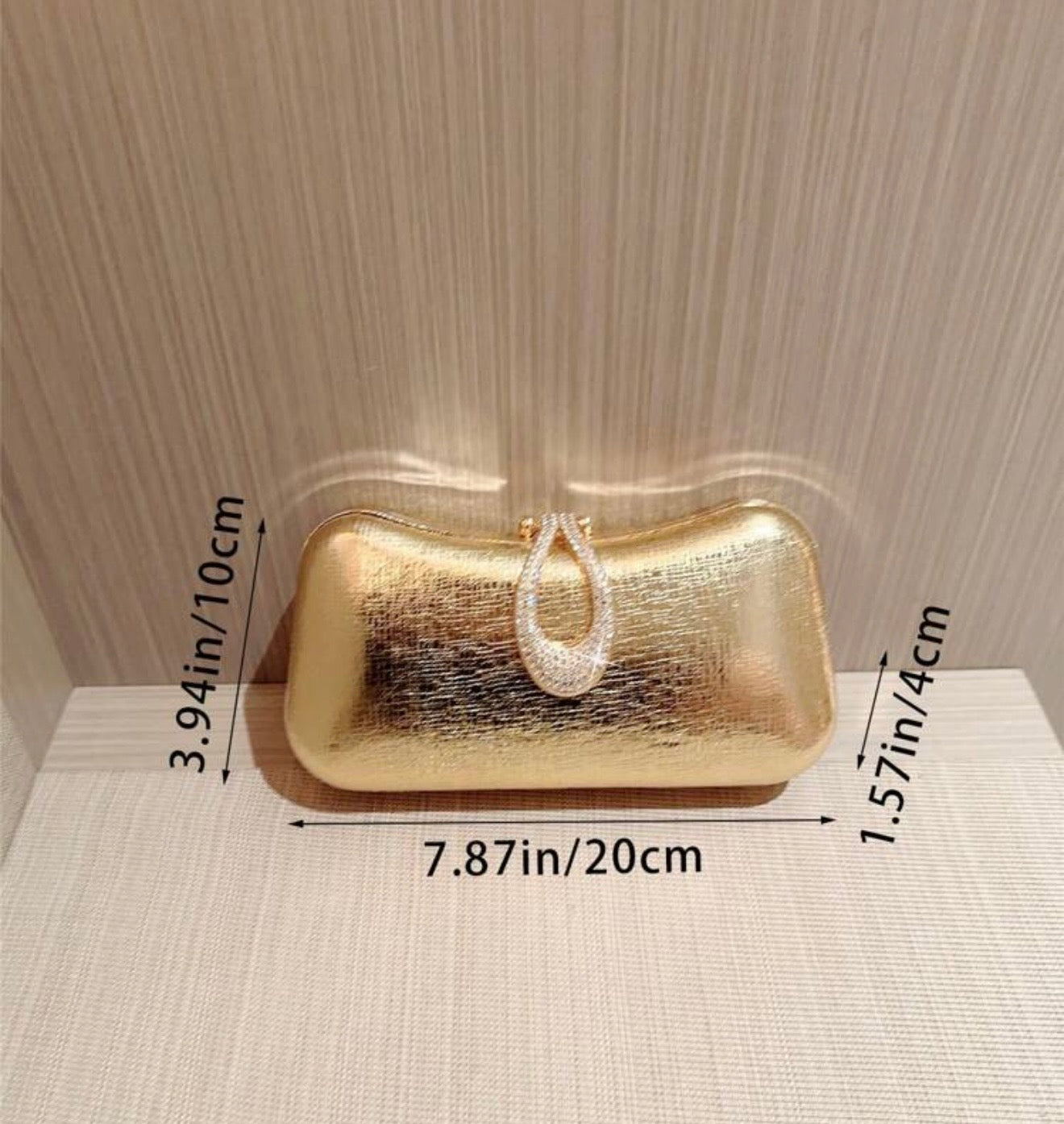 METALLIC GLOSSY LEATHER CLUTCH BAG