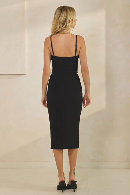 TEXTURES JERSEY GOLD CHAIN STRAPPED CROP TOP AND PANTS SET