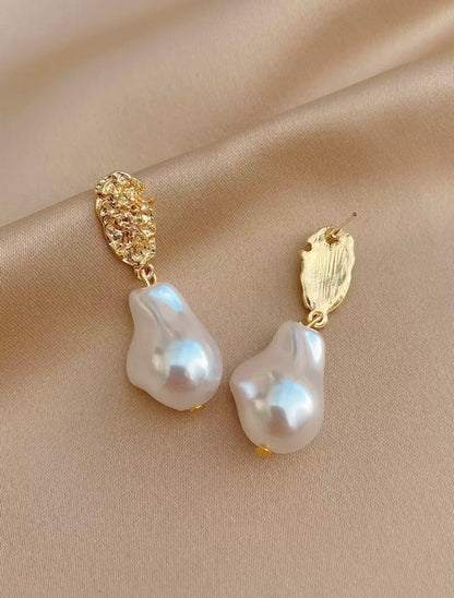 FAUX PEARL DROP EARRINGS